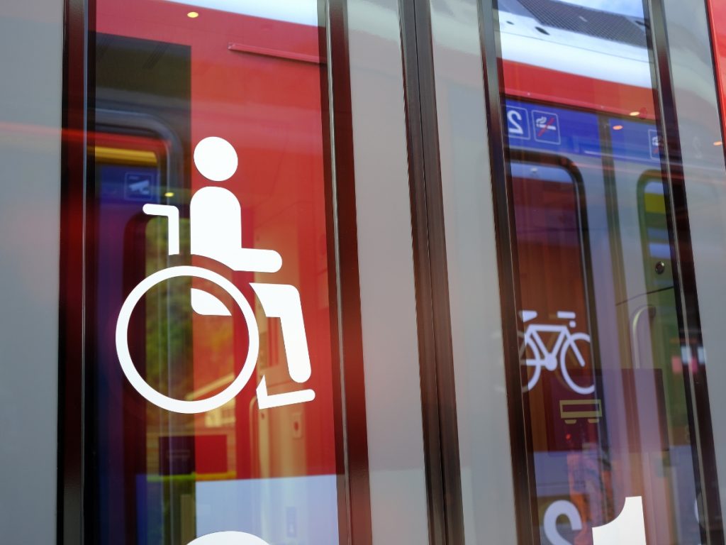 Trasporto scolastico per alunni disabili a Trani