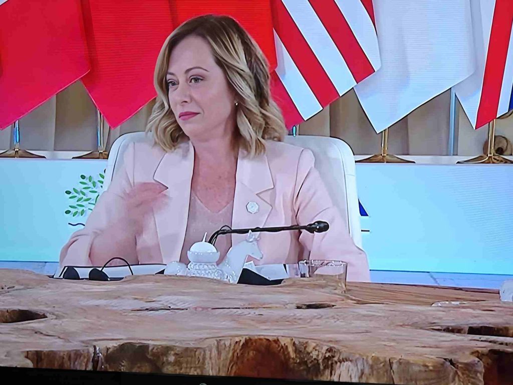 La premier Giorgia Meloni ha aperto il G7