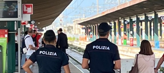 Turista francese in difficoltà a Bari, la Polizia lo ritrova