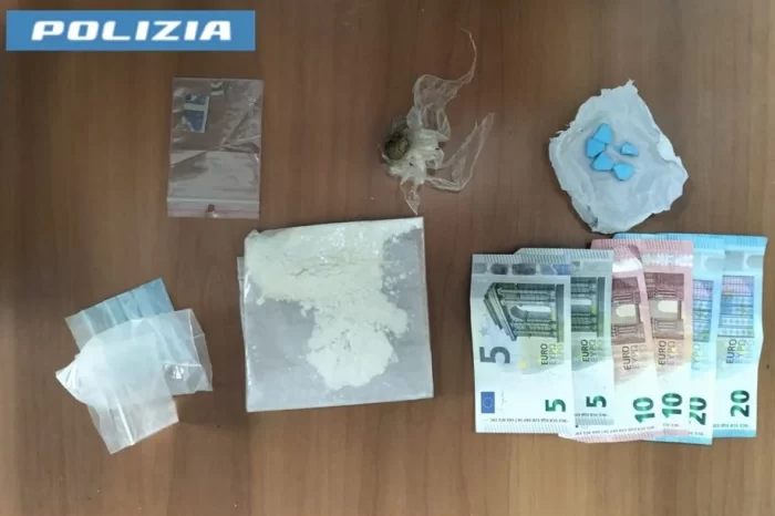 Sequestrati MDMA e ketamina: giovane arrestato a Taranto